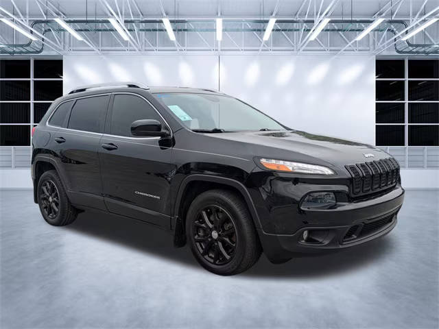 2018 Jeep Cherokee Latitude FWD photo