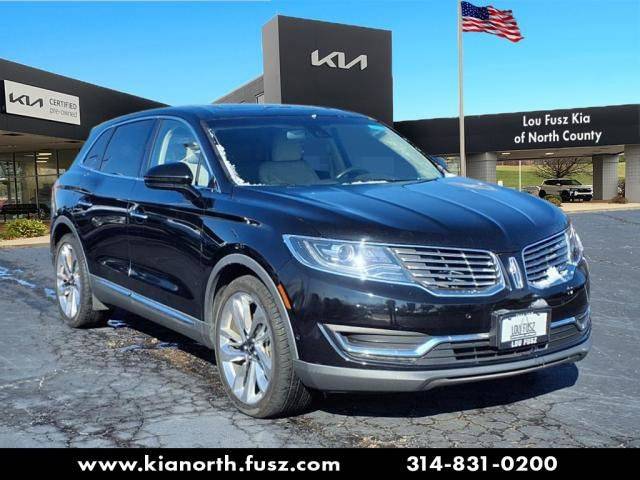 2017 Lincoln MKX Reserve FWD photo