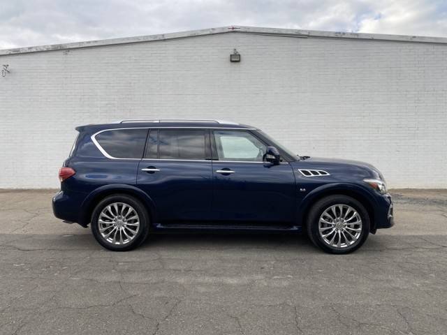 2017 Infiniti QX80  4WD photo