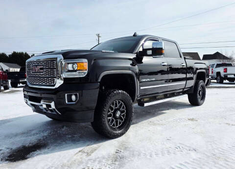 2018 GMC Sierra 2500HD Denali 4WD photo