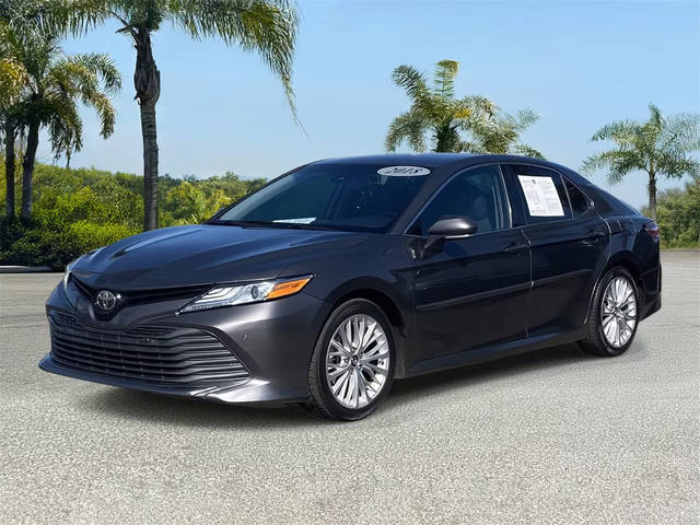 2018 Toyota Camry XLE FWD photo