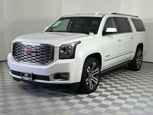 2018 GMC Yukon XL Denali 4WD photo