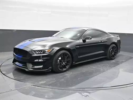 2017 Ford Mustang Shelby GT350 RWD photo