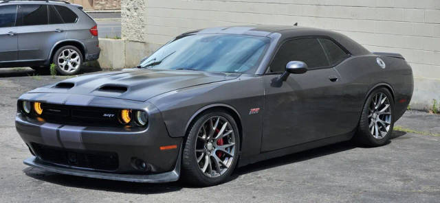 2016 Dodge Challenger SRT 392 RWD photo