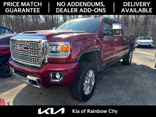 2018 GMC Sierra 2500HD Denali 4WD photo