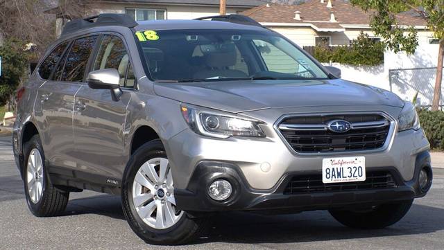 2018 Subaru Outback Premium AWD photo
