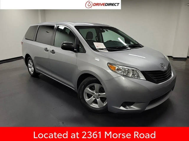 2017 Toyota Sienna L FWD photo