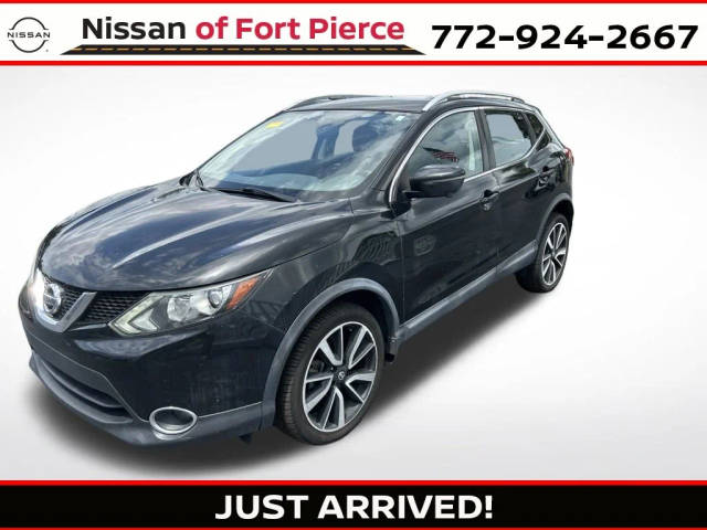 2017 Nissan Rogue Sport SL FWD photo