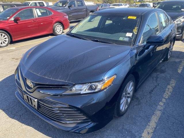 2018 Toyota Camry LE FWD photo