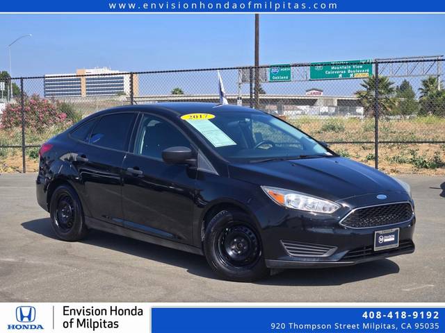 2017 Ford Focus S FWD photo