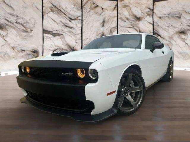 2018 Dodge Challenger SRT Hellcat RWD photo