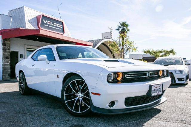 2018 Dodge Challenger R/T Scat Pack RWD photo