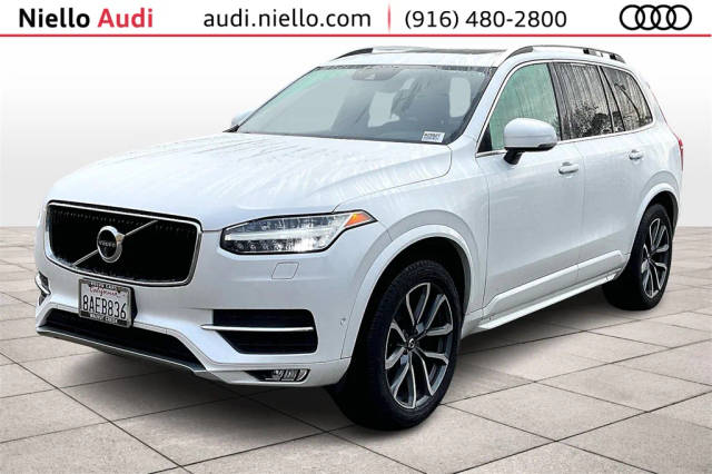 2018 Volvo XC90 Momentum AWD photo