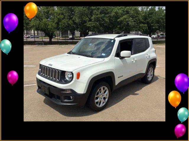 2017 Jeep Renegade Latitude 4WD photo
