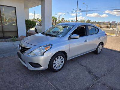 2016 Nissan Versa SV FWD photo