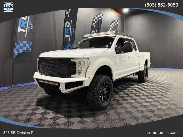 2017 Ford F-250 Super Duty XLT 4WD photo