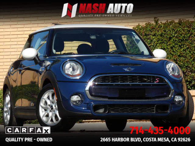 2015 MINI Hardtop 2 Door S FWD photo