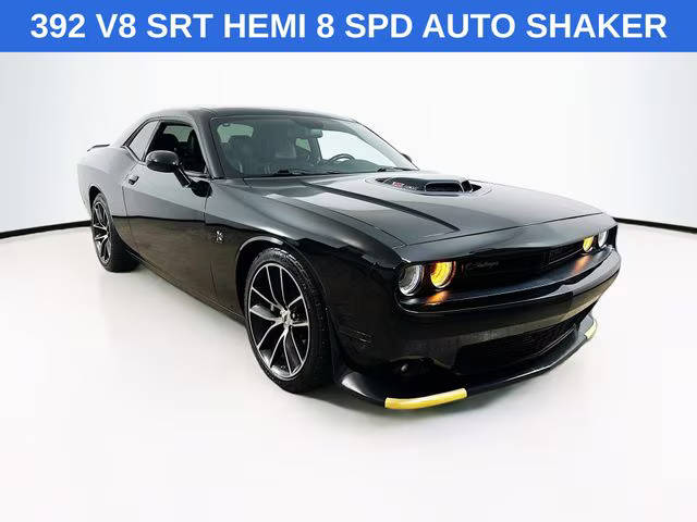 2018 Dodge Challenger 392 Hemi Scat Pack Shaker RWD photo