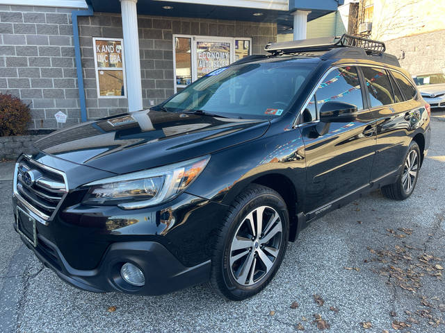 2018 Subaru Outback Limited AWD photo