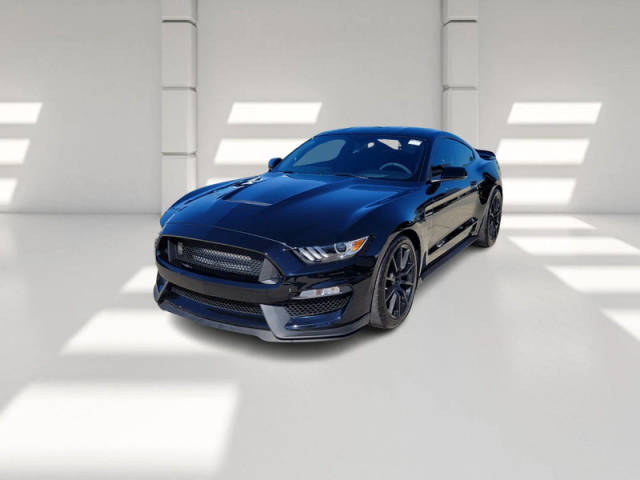 2017 Ford Mustang Shelby GT350 RWD photo