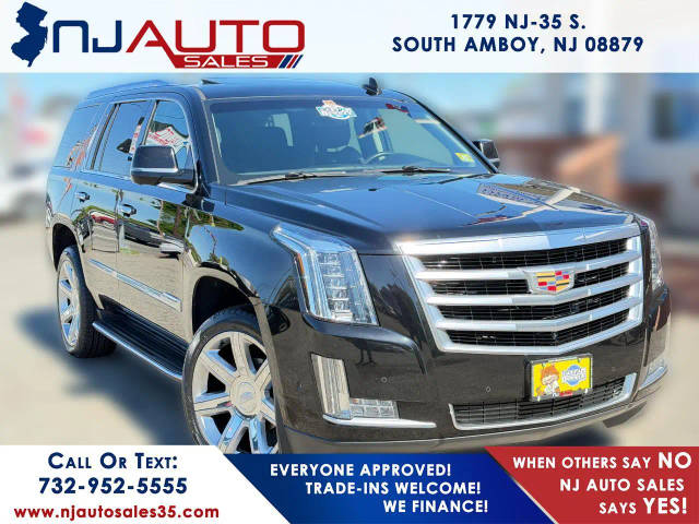 2018 Cadillac Escalade Luxury 4WD photo