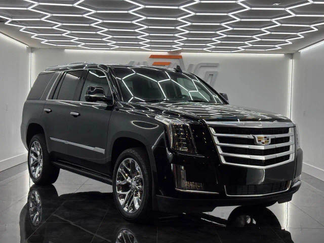 2017 Cadillac Escalade Premium Luxury 4WD photo