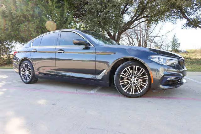 2018 BMW 5 Series 530i xDrive AWD photo