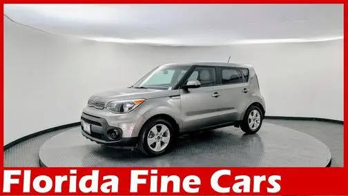 2017 Kia Soul Base FWD photo