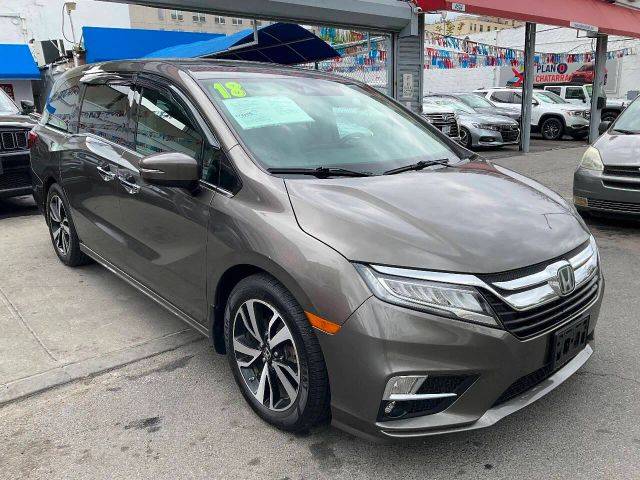 2018 Honda Odyssey Elite FWD photo