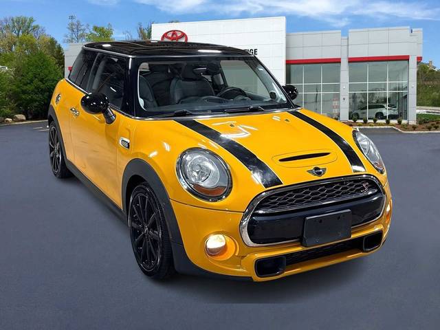 2018 MINI Hardtop 2 Door Cooper S FWD photo