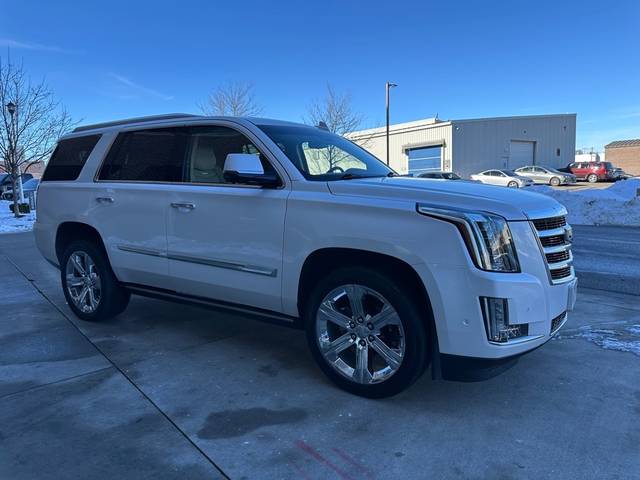 2018 Cadillac Escalade Premium Luxury 4WD photo