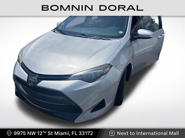 2018 Toyota Corolla LE FWD photo