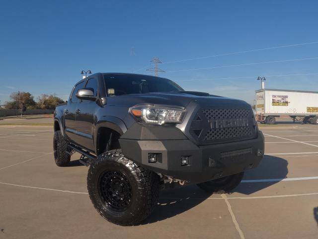 2017 Toyota Tacoma TRD Sport 4WD photo