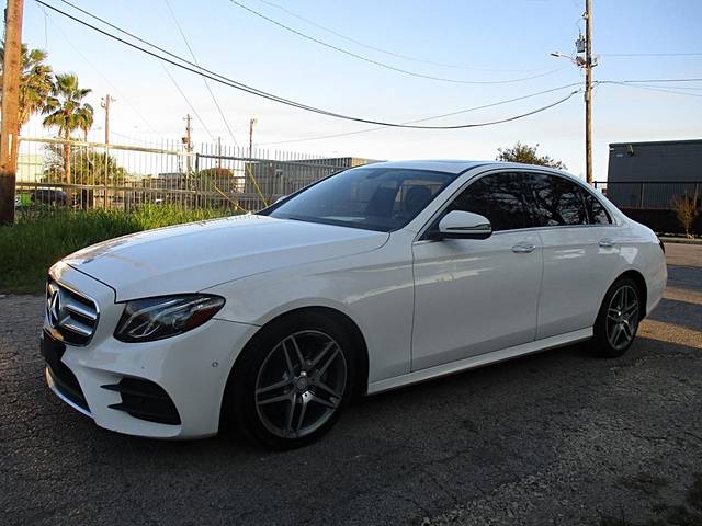 2018 Mercedes-Benz E-Class E 300 RWD photo