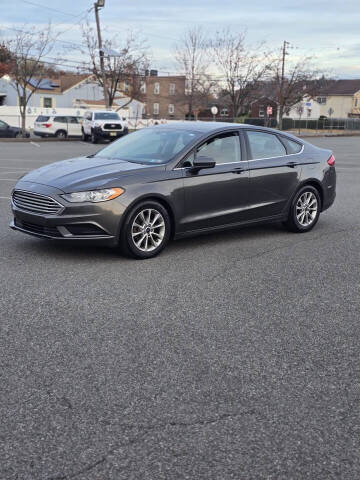 2017 Ford Fusion SE FWD photo