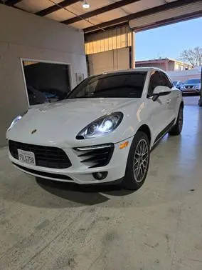 2017 Porsche Macan S AWD photo