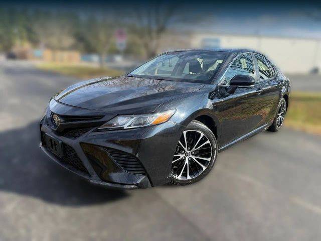 2018 Toyota Camry SE FWD photo