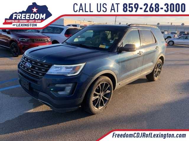 2017 Ford Explorer XLT 4WD photo