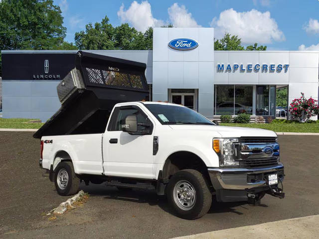 2017 Ford F-350 Super Duty XL 4WD photo