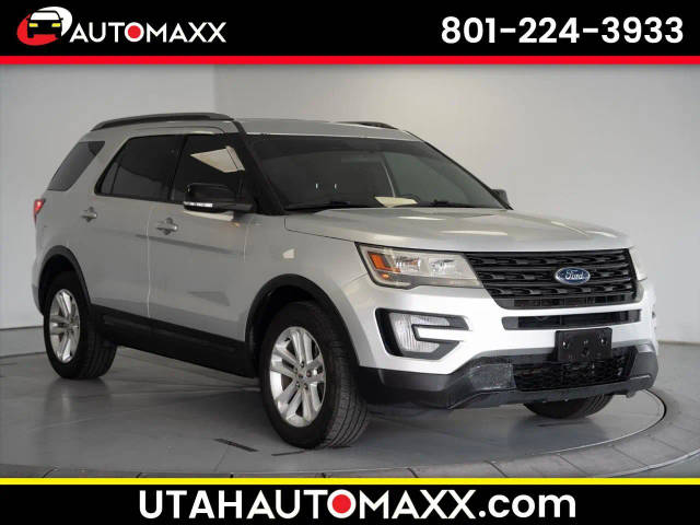2017 Ford Explorer XLT FWD photo