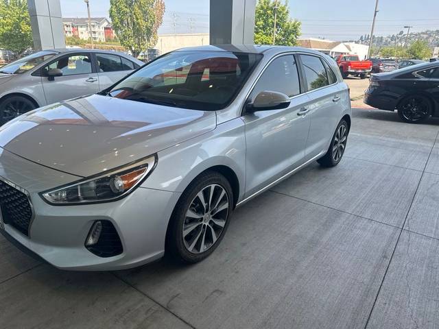 2018 Hyundai Elantra GT FWD photo
