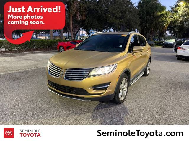 2015 Lincoln MKC FWD photo