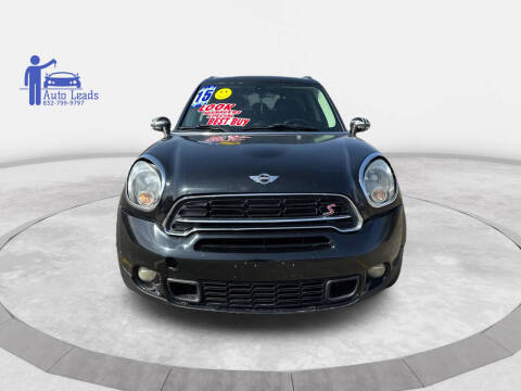 2015 MINI Countryman S FWD photo