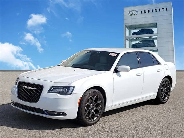 2018 Chrysler 300 300S AWD photo
