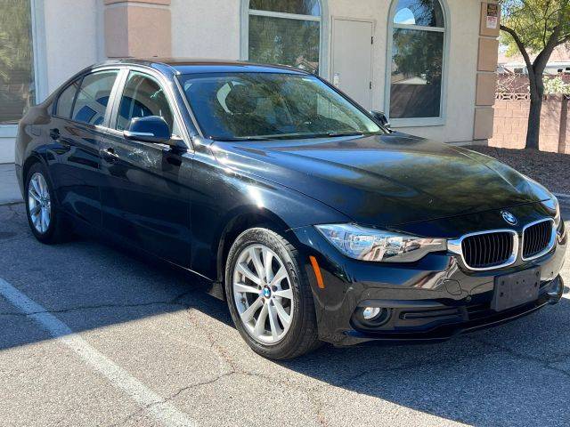 2017 BMW 3 Series 320i RWD photo