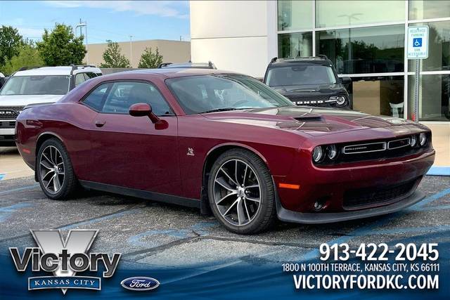 2018 Dodge Challenger R/T Scat Pack RWD photo