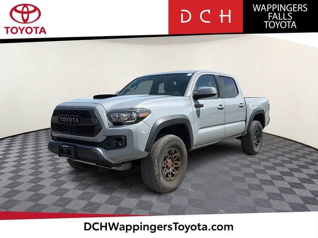 2017 Toyota Tacoma TRD Pro 4WD photo