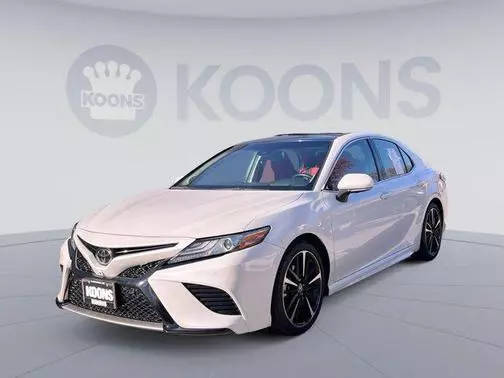 2018 Toyota Camry XSE V6 FWD photo