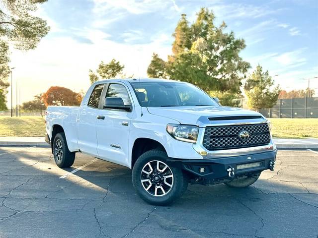 2018 Toyota Tundra SR5 4WD photo
