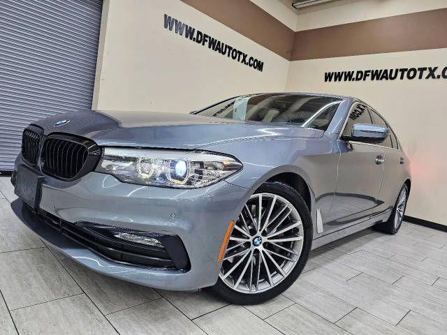 2018 BMW 5 Series 530i RWD photo